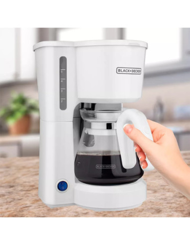 Cafetera Black Decker 5 Tazas Filtro Permanente Boton Encendido y Apagado Blanca