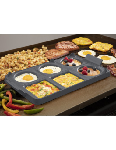 BANDEJA DE ANILLO CUISINART 14.5X9PULG. PARA HUEVOS 7PCS SILICONA GRIS