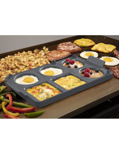 BANDEJA DE ANILLO CUISINART 14.5X9PULG. PARA HUEVOS 7PCS SILICONA GRIS